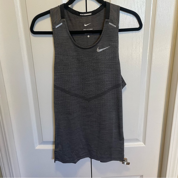NIKE DRI-FIT ADV TECHKNIT ULTRA TANK TOP - Picture 4 of 14